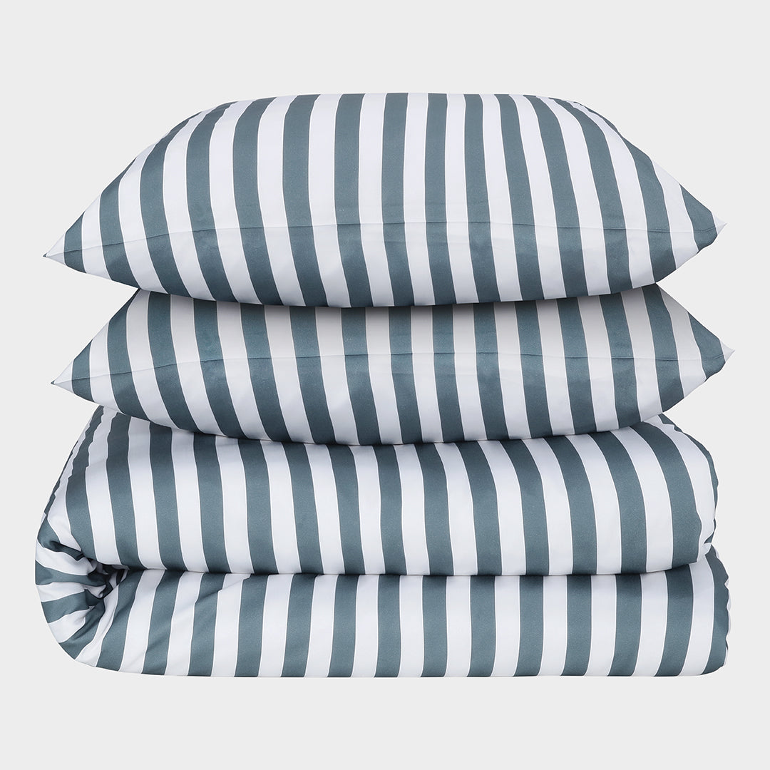 Bambus sengetøj hvid/grålig blå stribet bred 200x200 - Bambuni