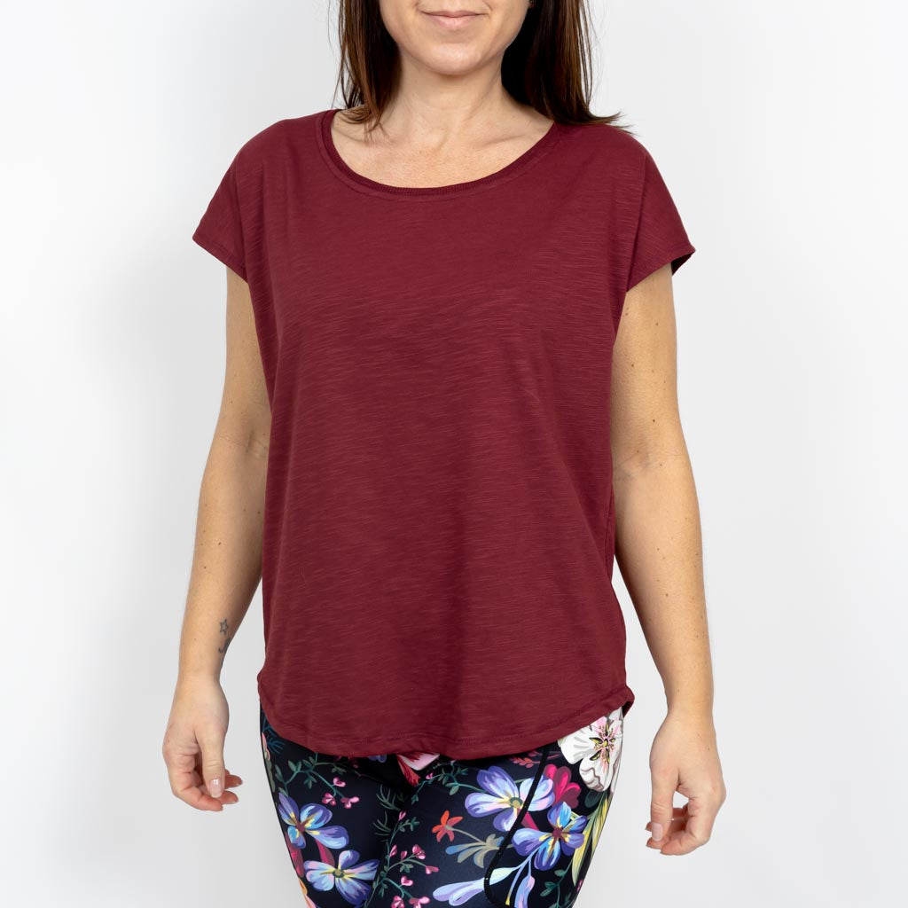 Marley Relaxed Bordeaux T-Shirt - UTG