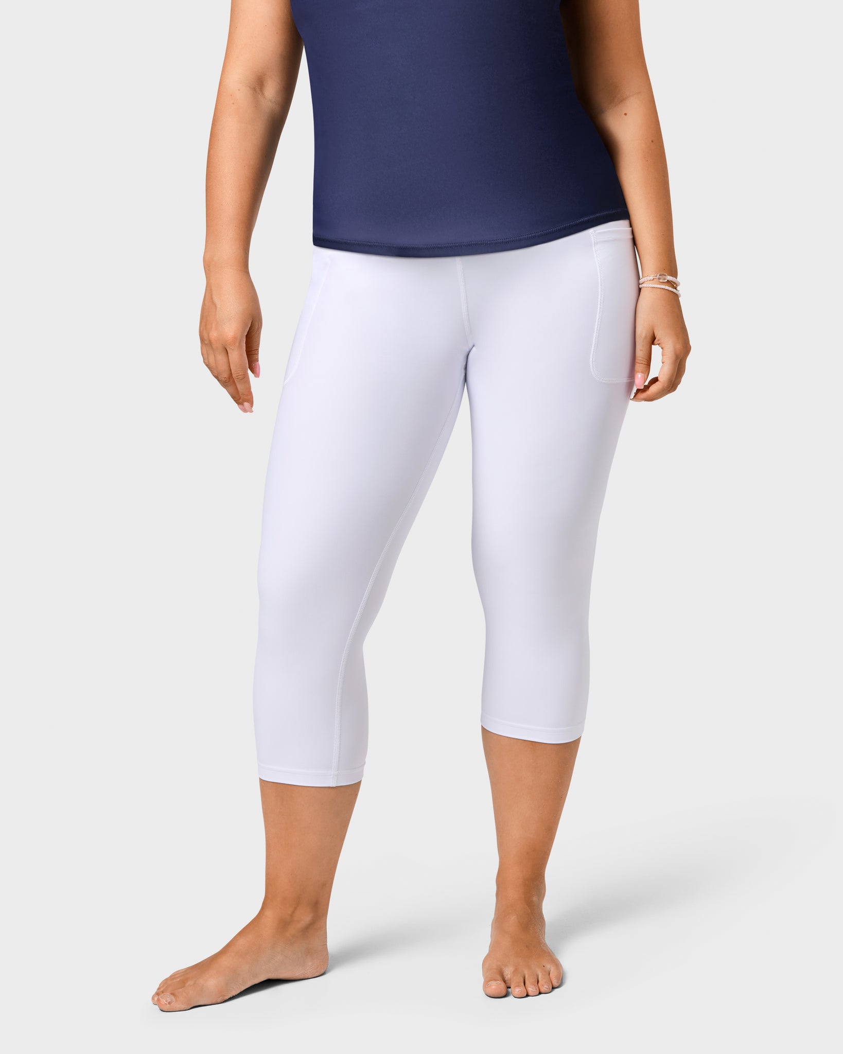 Signature White Capri - Huabo